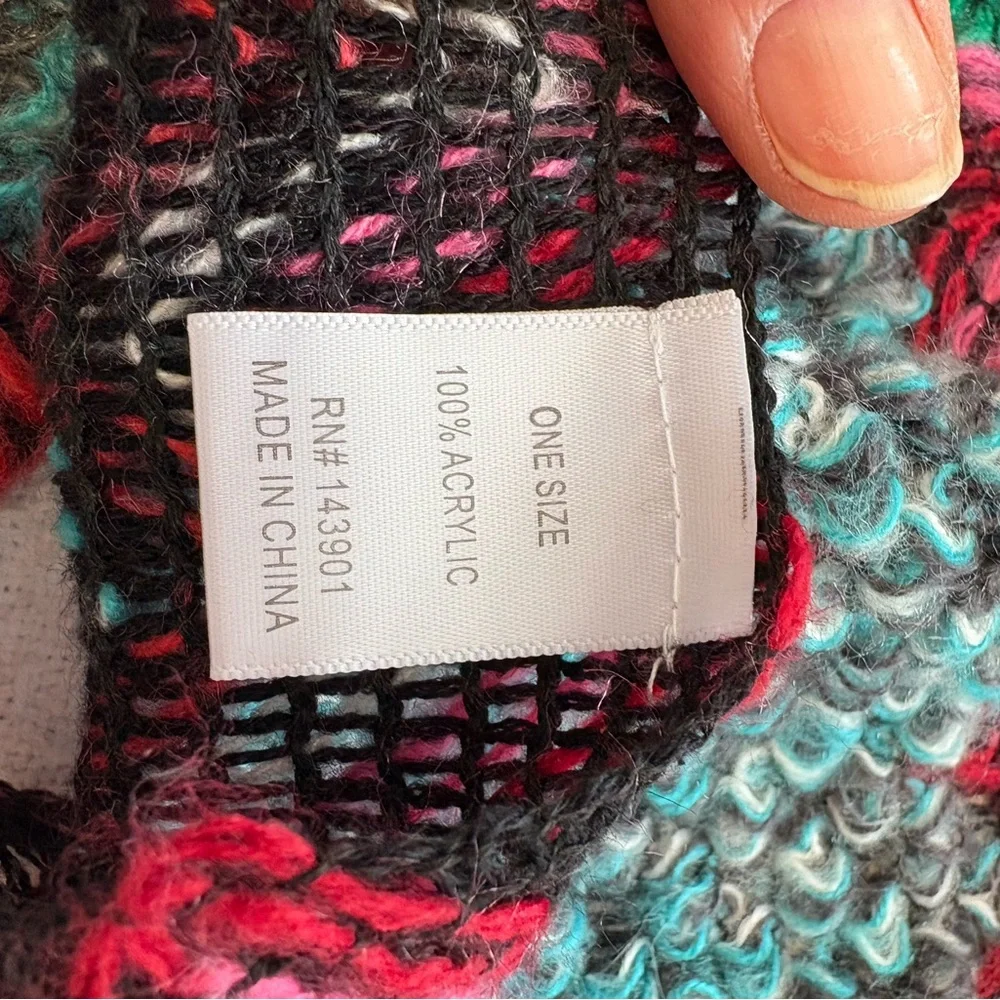 Coco + Carmen sweater poncho shawl one size - Picture 6 of 7